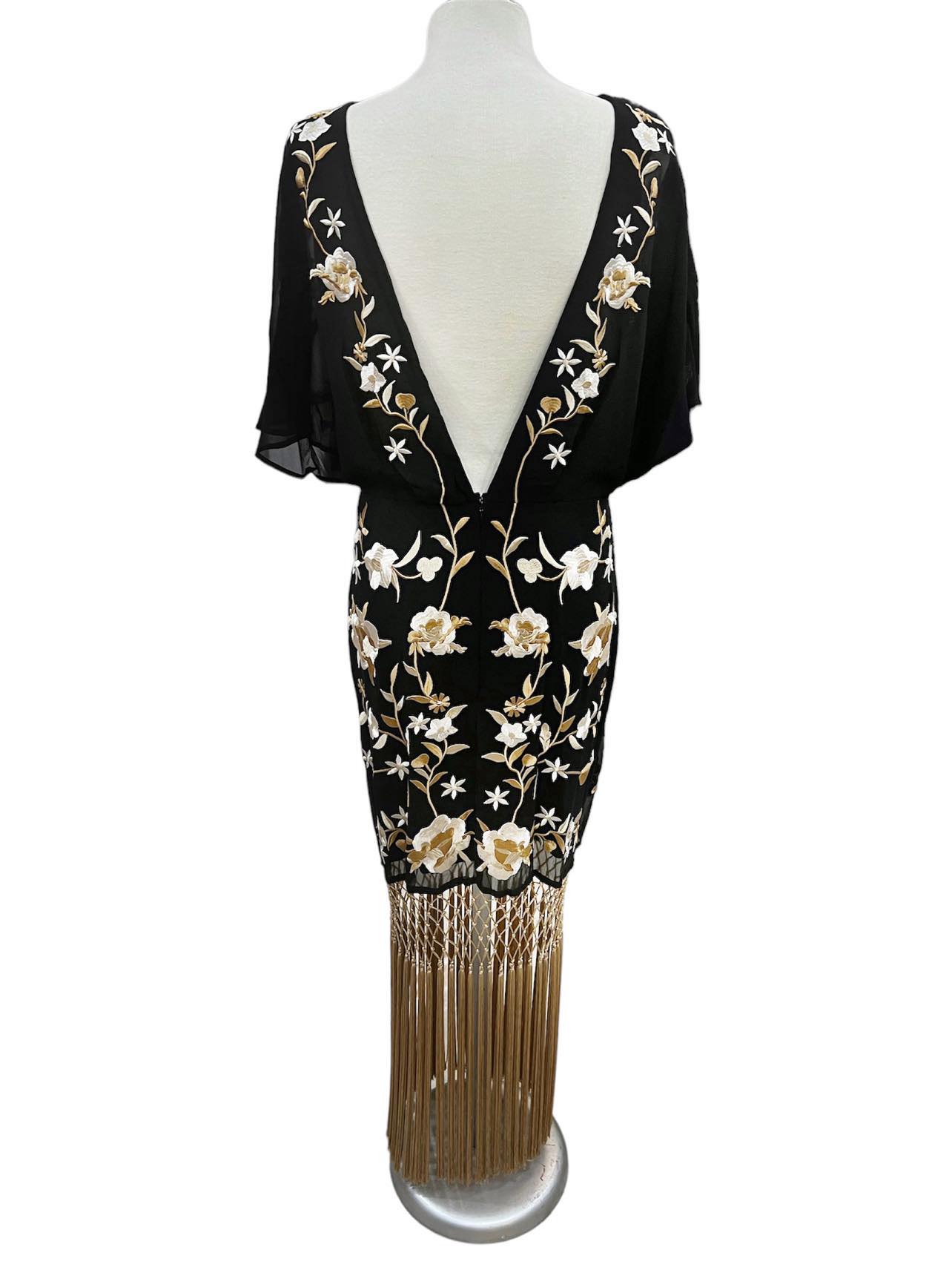 VESTIDO BORDADO MANTÓN GASA NEGRO